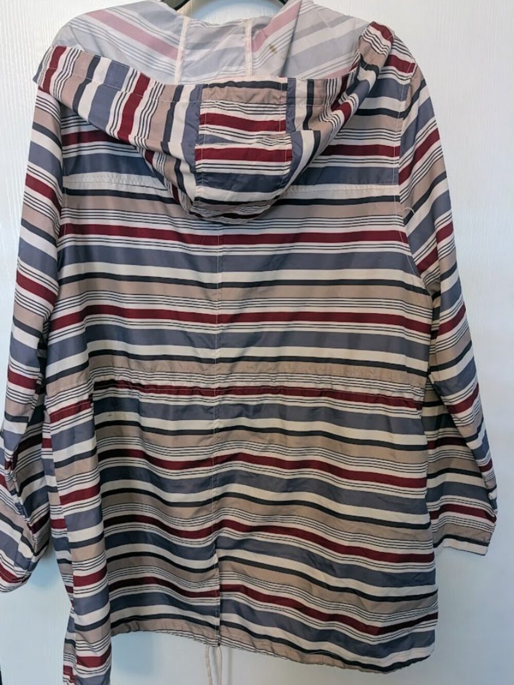Parka in a Pocket Size XL - Picture 4 of 6